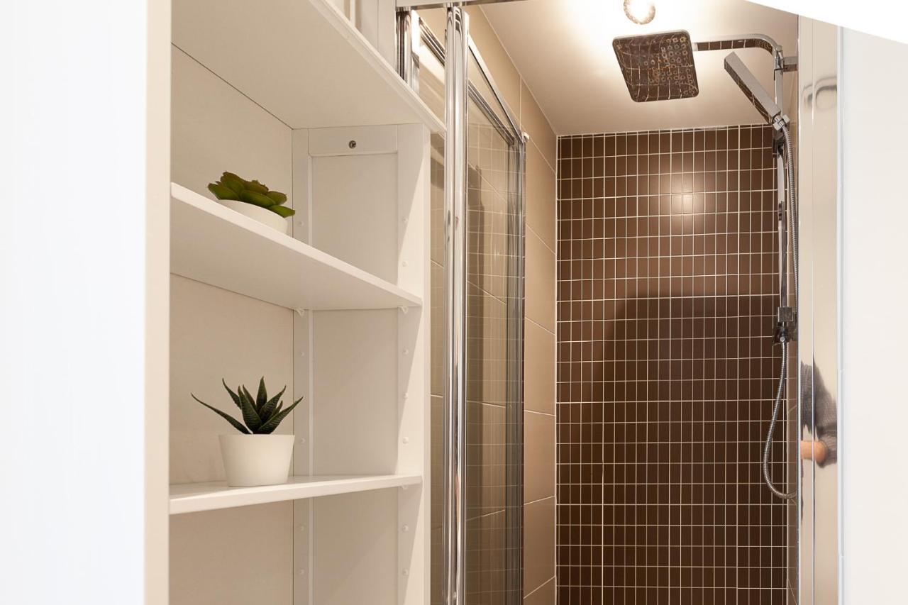 2 Bedroom 2 Bathroom Apartment In Central Milton Keynes With Free Parking And Smart Tv - Contractors, Relocation, Business Travellers Εξωτερικό φωτογραφία